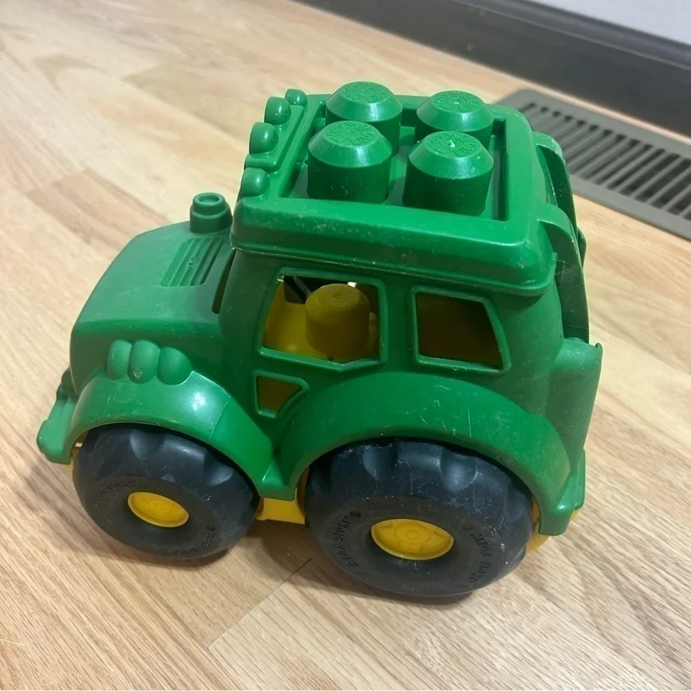 John Deere Mega Bloks Tractor Kids Toy Green Building